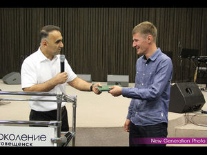 100 выпускников библейской школы