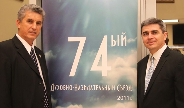 Председатель Тихоокеанского объединения славянских церквей ЕХБ США Николай Бугриев (слева) и его первый заместитель Михаил Авраменко