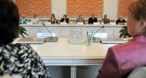 Губернатор вручил пасторам медаль ордена «Родительская слава»