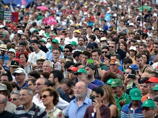 Миллион протестующих против однополых «браков»