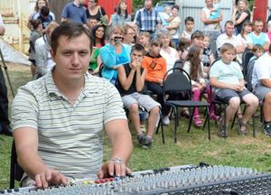 Школа прославления в Костроме