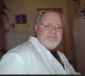 Ушел в Вечность, пастор - главный детский хирург