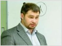 "Полшага вперед, ни шагу назад!"