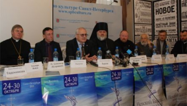 Не просто терпеть друг друга, сжав зубы, а терпеть, понимая друг друга