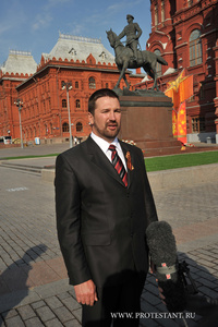 Фоторепортаж с возложения венков главами протестантских церквей| ЭКСКЛЮЗИВ