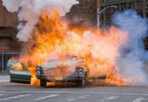У церкви в Ираке подорван автомобиль, есть раненые