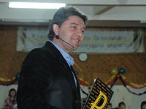 Консультант по семье Юрий Алиев провел семинары в Ростове
