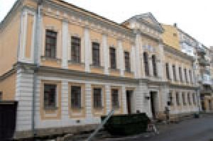Правительство Москвы помогает восстанавливать храмы