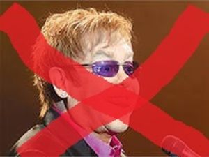 Протестанты Краснодарского края против гастролей Элтона Джона