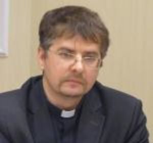 Государство и общество начинают видеть в священнослужителях позитивную и созидающую силу