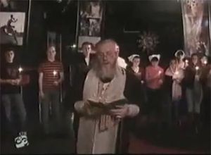 В Челябинске батюшка освятил... стриптиз-клуб| Мониторинг СМИ
