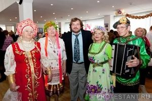 С юбилеем!