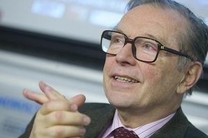 Будущее человечества - за христианством, считает Занусси