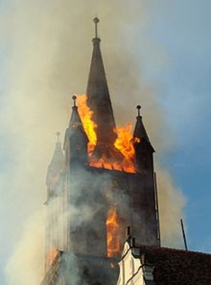 В Германии сожгли лютеранскую церковь